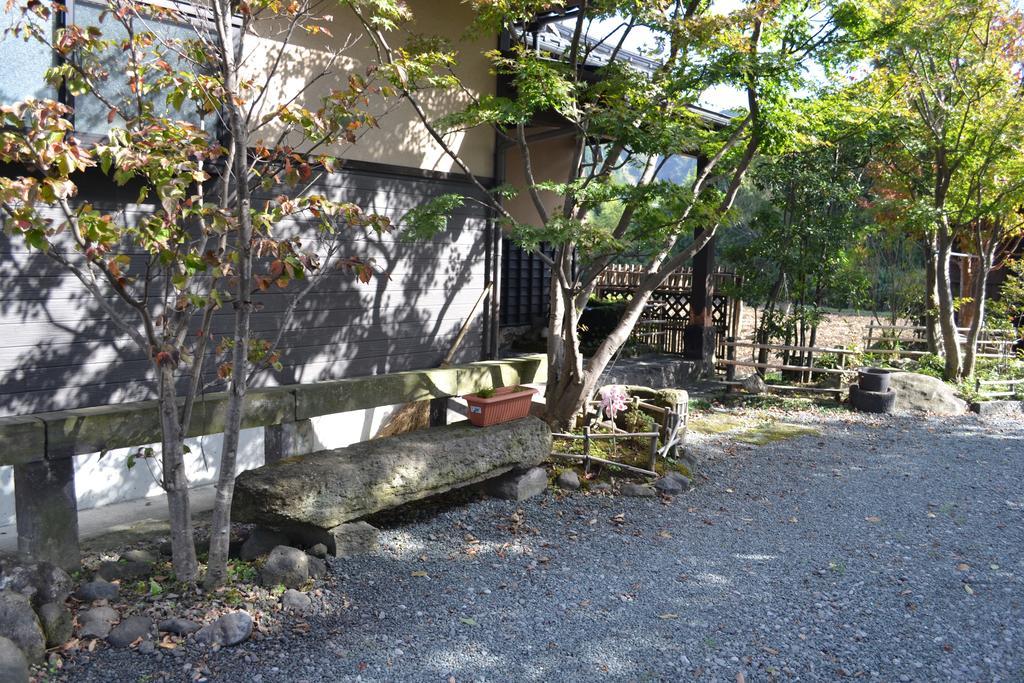 Guest House Makotoge 阿苏市 外观 照片